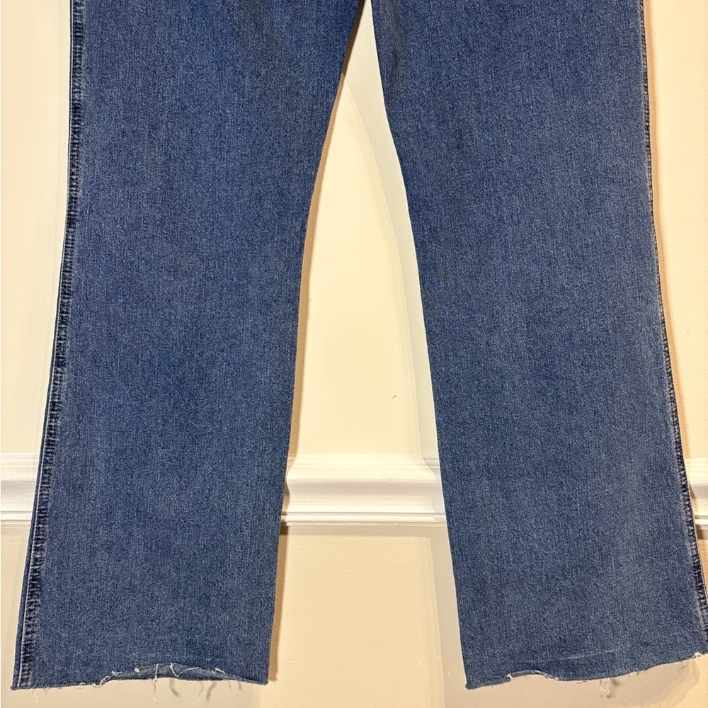 St. John Collection by Marie Gray Raw Hem Cotton Blue Jeans Sz. 8 - Picture 6 of 10